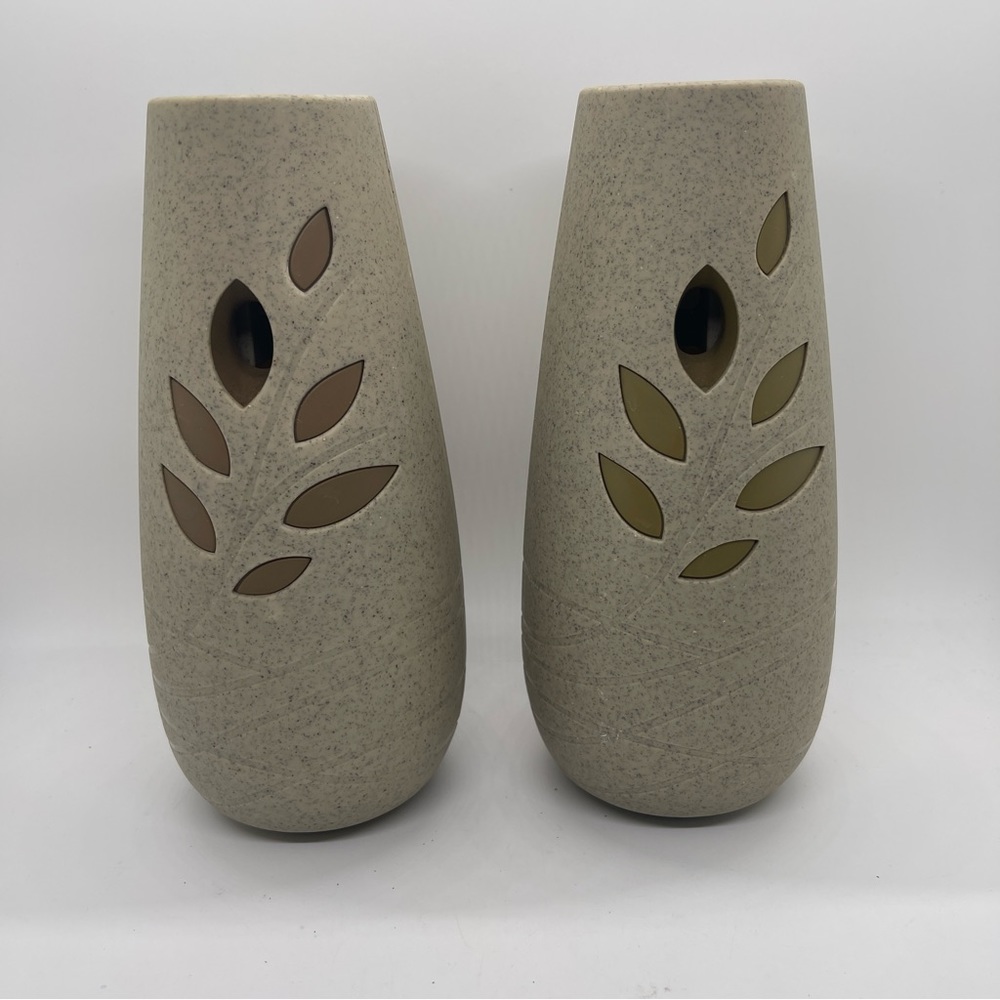 2 Automatic Air Freshener Spray Holder Sprayer Dispenser | Stone Leaf | Glade
